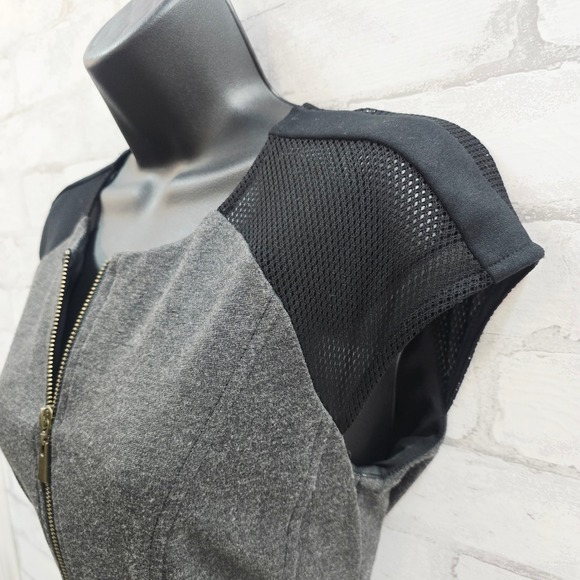 Nanette Lepore Sheath Dress Zipper Mesh Cap Sleeve Gray Size 4 - Picture 3 of 9